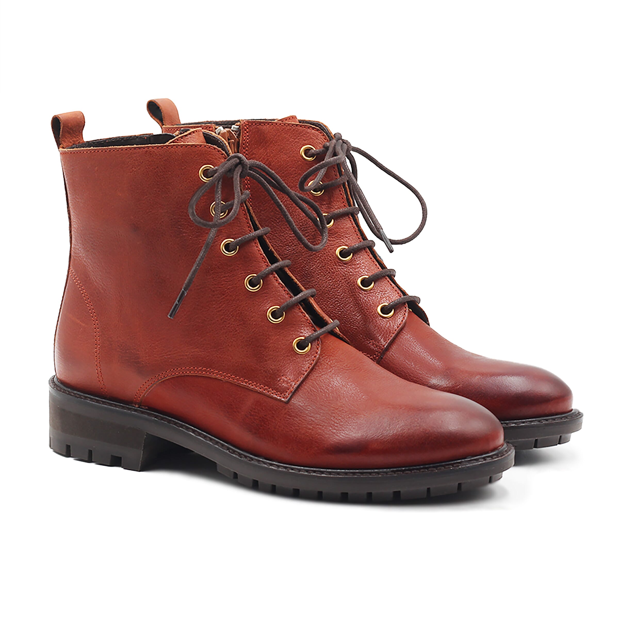 Bottines plates a lacet cuir cognac fabriquees main JULES JENN