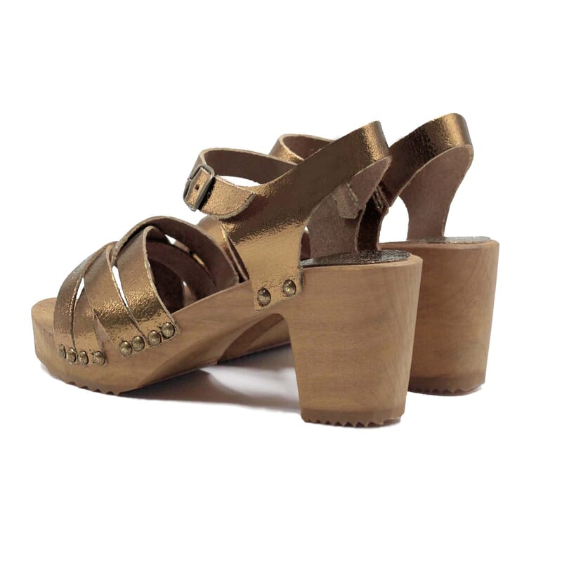 vue arriere sandales talon bois cuir metallise bronze jules & jenn