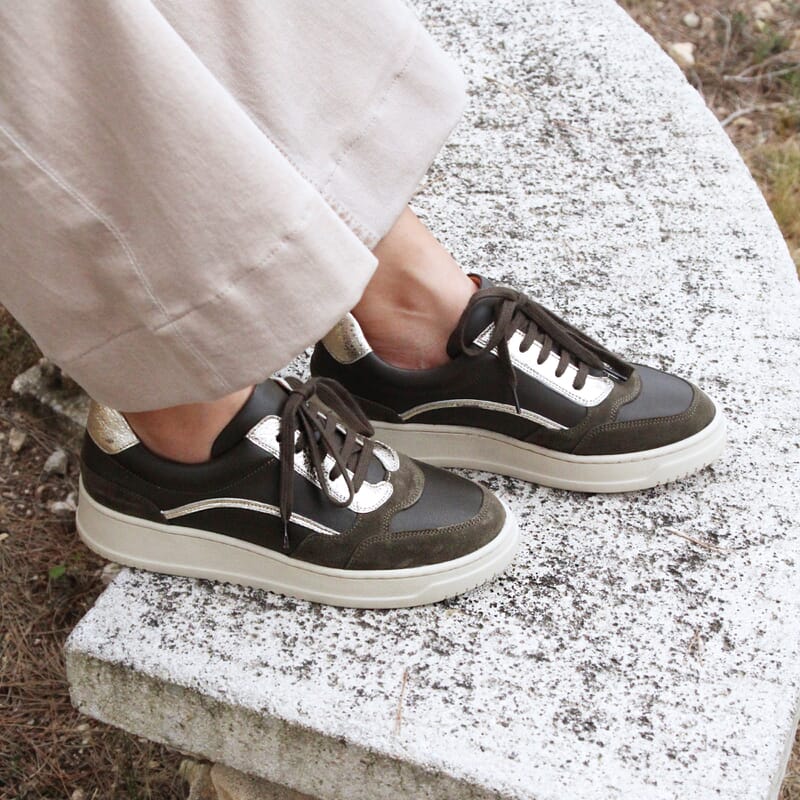 vue situation 1 baskets vintage cuir kaki dore jules & jenn