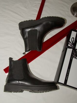 chelsea boots gomme cuir noir jules & jenn